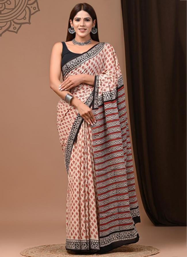 Cotton Mul Mul Multi Colour Casual Wear Printed Saree